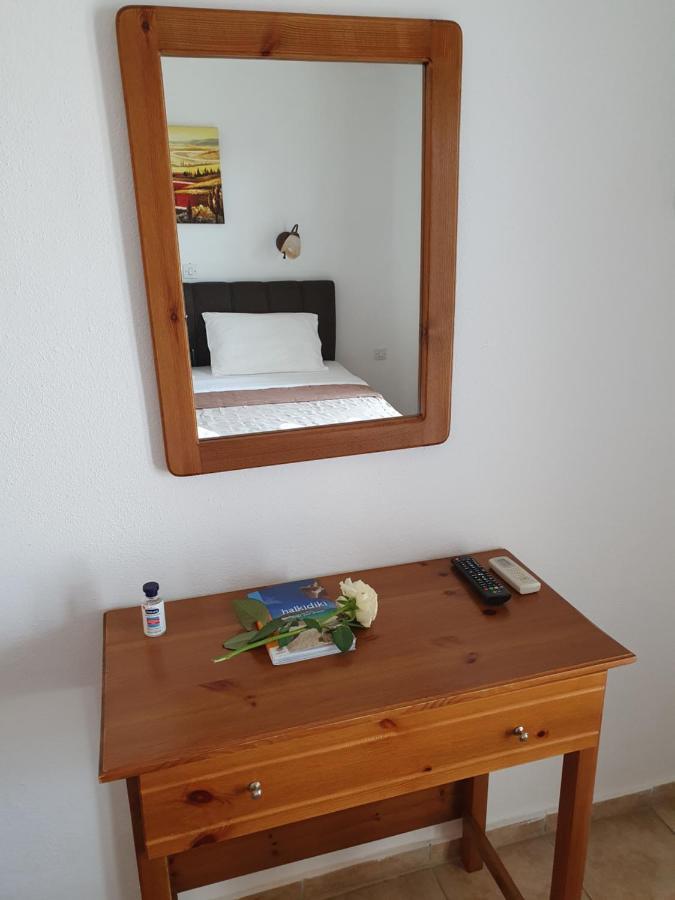 Hotel Pefko Neos Marmaras Bagian luar foto